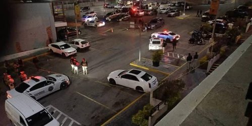 Le arrebatan la vida a un hombre en plaza Chapultepec en la capital de SLP