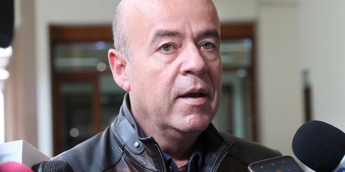 Urgente resolver la contaminación del lirio acuático en la presa San José