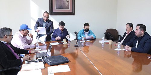 Aprueba comisión dictamen para cambiar nombre a la SCT