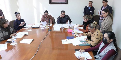 Analizan iniciativa para implementar sistema de cuotas de género en la iniciativa privada