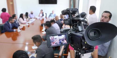 El Fiscal, José Luis Ruiz Contreras presenta renuncia ante el Congreso del Estado