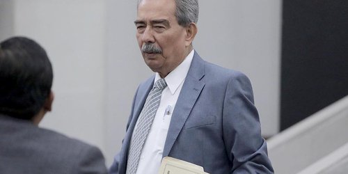 Congreso de SLP aprueba que escuelas regulen el uso de celulares en horario de clases