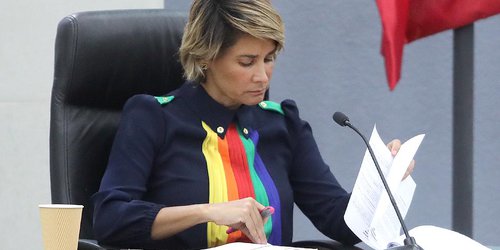 Buscan proteger derechos de las personas cuidadoras