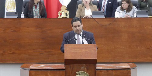 Congreso guarda un minuto de silencio por potosino fallecido en Dallas