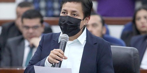 Autoridades educativas deben resolver problema de falta de docentes en los planteles