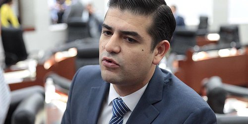 Dip Ricardo Villarreal presentó iniciativa para reforma la Ley de Salud