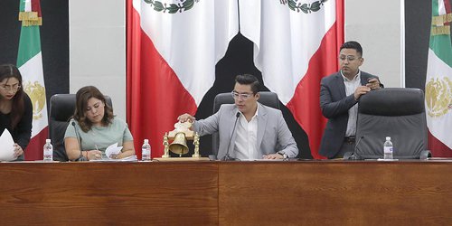 Reciben iniciativa para reformar Ley del Centro de Justicia para Mujeres del Estado