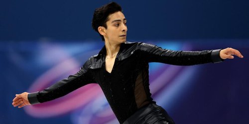 Donovan Carrillo brilla con plata en patinaje artístico en Canadá.