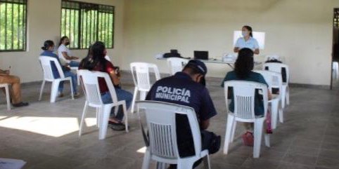 El IMES realizó taller sobre trata de personas en Aquismón