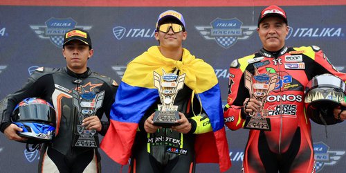 Velocidad y pasión por las motocicletas deja Racing Nike México en SLP