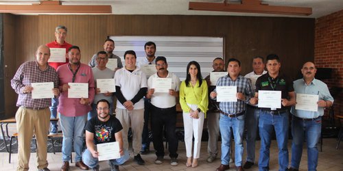 Trabajadores estatales reciben capacitación en perspectiva de género