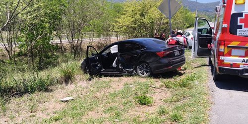 Muere mujer de Rioverde en choque carretero cerca de Valles