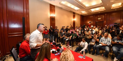 Alejandro Moreno impulsa alianza opositora rumbo a 2027 en SLP