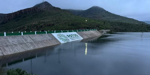 Al 100 por ciento de su capacidad la Presa El Peaje