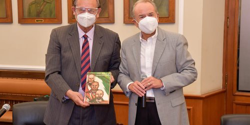 Presentan libro de tercero de primaria elaborado por autores potosinos