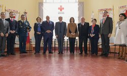 Cruz Roja reconoce a JM Carreras y Lorena Valle altruismo a favor de la sociedad