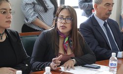 Proponen justificar faltas escolares por menstruación incapacitante en San Luis Potosí