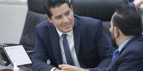 Llaman a los Ayuntamientos a atender a personas con trastorno del espectro autista en las UBR