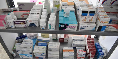 Buscan frenar venta de medicamentos sin receta a menores