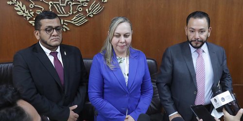 En un hecho inédito, Diputados sostienen reunión con representantes de la SCJN para realizar consultas