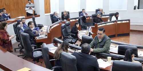 Congreso pide que Pensiones del Bienestar puedan cobrarse en otros bancos