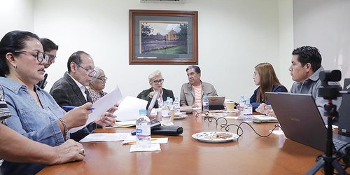 Buscan aumentar penas por retención de cadáveres en hospitales y funerarias