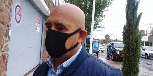 SLP seguirá 15 días en semáforo rojo.