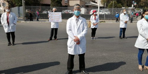 Protesta personal médico del Hospital Central