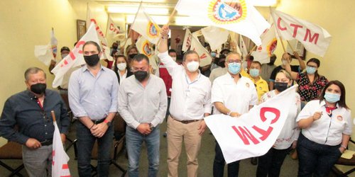 Rescatarán programas federales desaparecidos, promete Octavio Pedroza en Matehuala