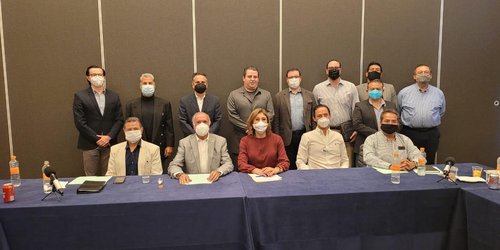 Destacan apoyo de empresarios potosinos a la doctora Mónica