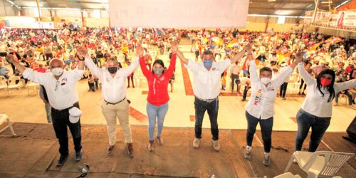 En Santo Domingo, Octavio Pedroza asegura que regresará la seguridad en SLP