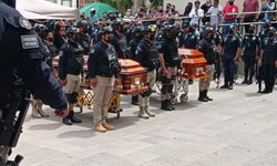 Despiden con honores a policías potosinos asesinados en Zacatecas