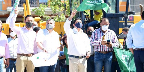 El gobernador Ricardo Gallardo arranca rehabilitación de 13 calles en Cd. Valles