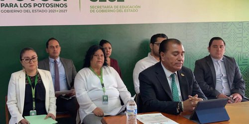 SEGE retira registro de validez oficial a Universidad Abierta