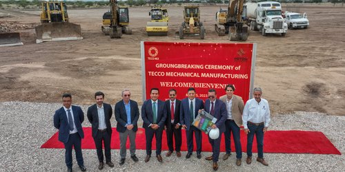 Gallardo Cardona coloca primera piedra de nueva planta industrial