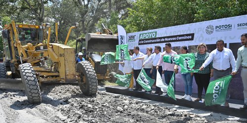 Inicia camino de acceso al Tec de Tamazunchale, el gobernador Gallardo