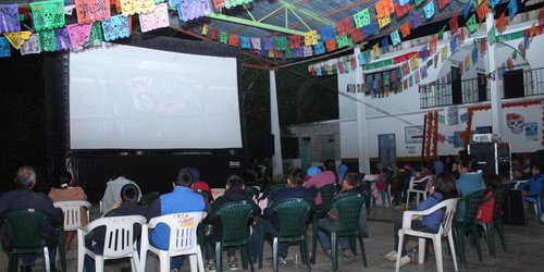 Con éxito, culmina la gira Xantolo de cineteca en tu municipito
