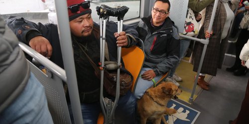 DIF apoya en transporte gratuito a personas con discapacidad