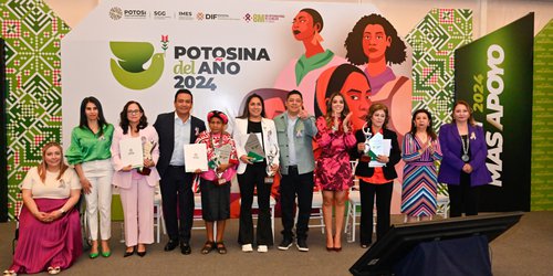 Ricardo Gallardo entrega reconocimiento “Potosina del Año, Edición 2024”