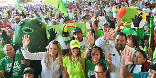 Mujeres de la capital y sus hijos tendrán acceso médico y medicinas gratuitas: Ruth González