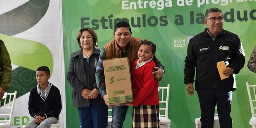 En Soledad, Ricardo Gallardo inicia programa de estímulo a estudiantes