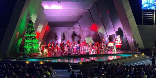 Teatro de la ciudad brilló con exitoso show navideño musical