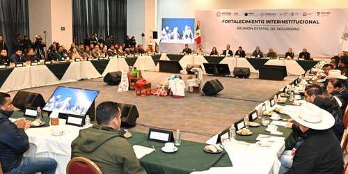 Encabeza Ricardo Gallardo Cardona reunión de seguridad con ayuntamientos