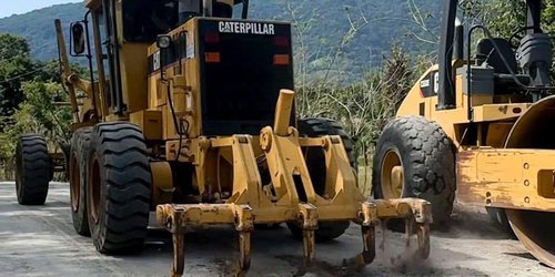 Arranca rehabilitación de camino gestionado por la senadora Ruth González, en Aquismón