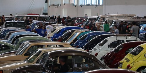 Con más de 10 mil asistentes, el Estado celebró el Día Nacional del Auto Antiguo