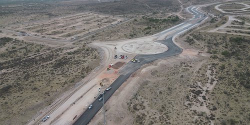 Vía alterna en su última etapa de construcción