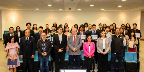 UASLP entrega cartas de pasante a egresados de Ciencias Sociales y Humanidades