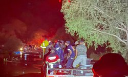 Continúa búsqueda de persona arrastrada por río de Vaqueros
