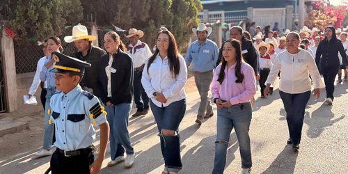 La escuela primaria Julián Carrillo celebra 49 Años en Solano