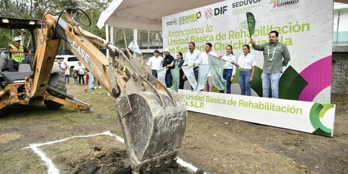 Ricardo Gallardo lleva más calidad de vida a San Martín Chalchicuatla